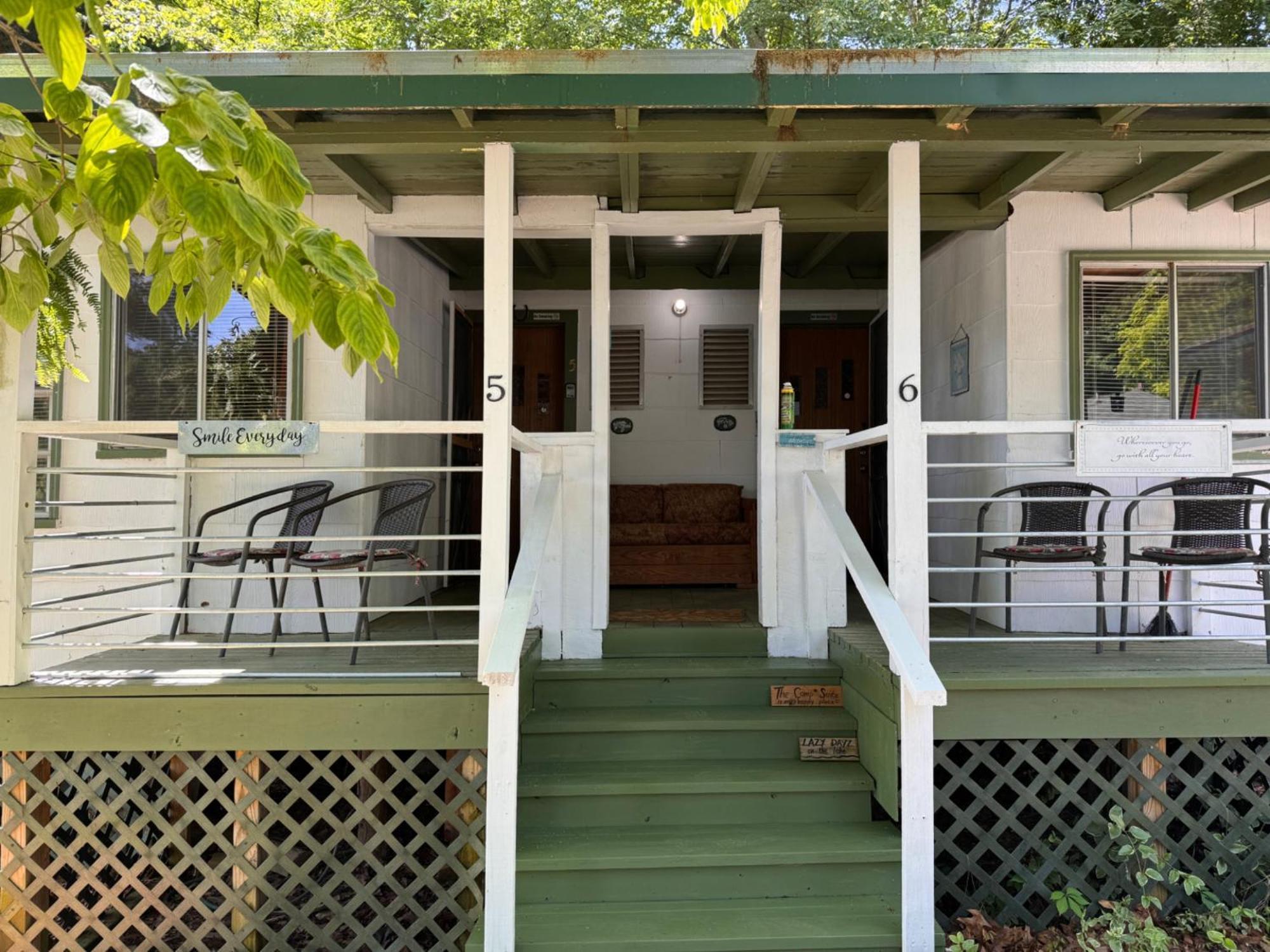 Mountain Lake Cottages Hendersonville Exterior photo