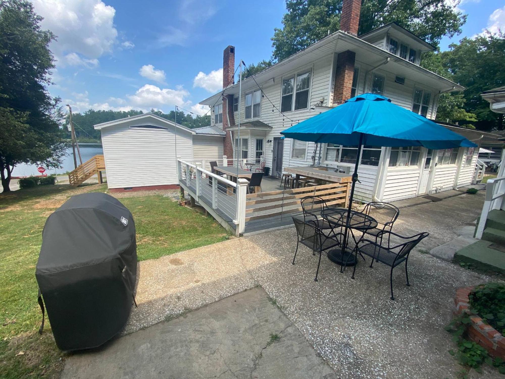 Mountain Lake Cottages Hendersonville Exterior photo