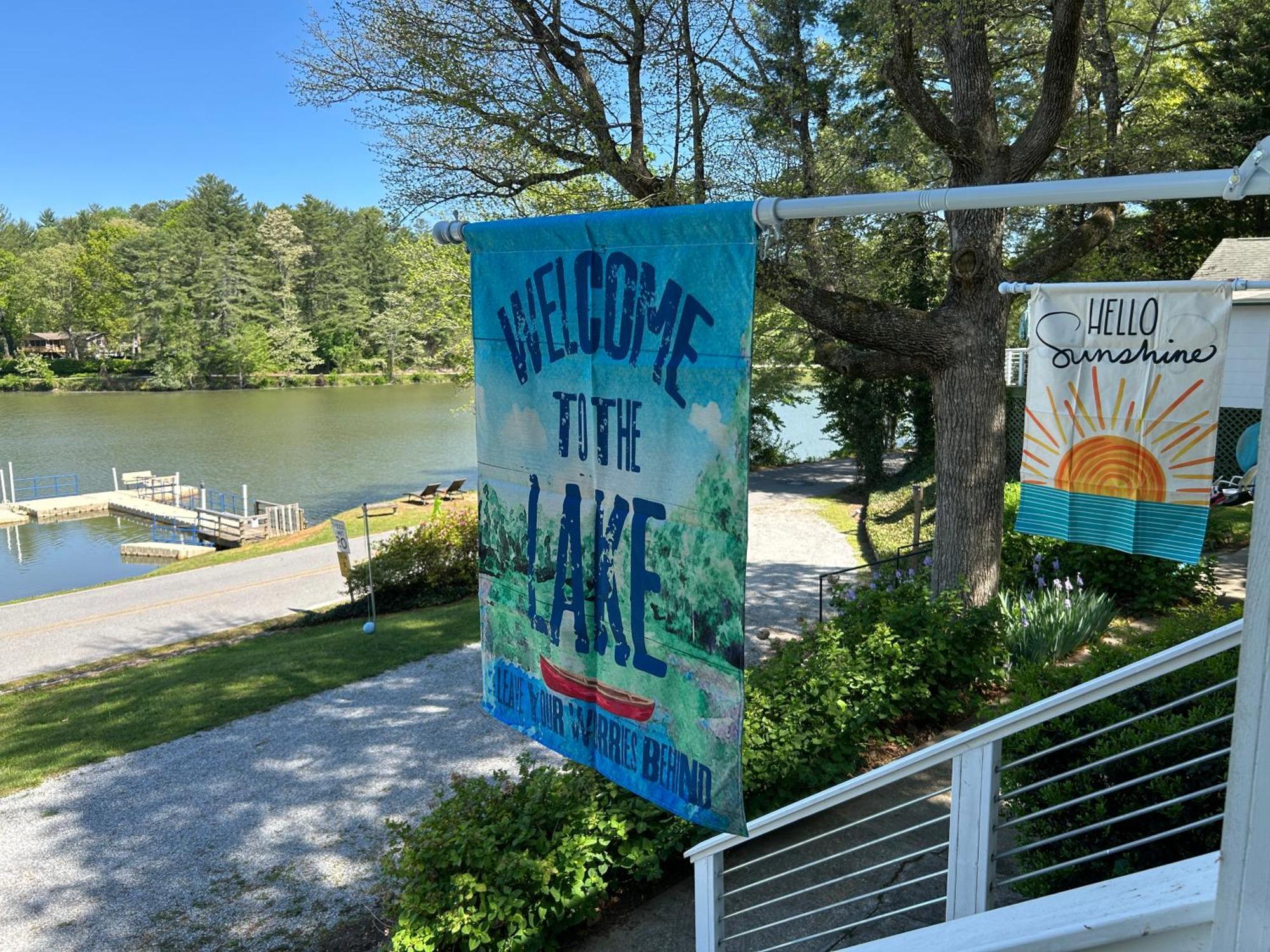Mountain Lake Cottages Hendersonville Exterior photo